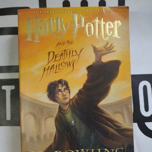 Harry Potter and the Deathly Hallows, Book 7